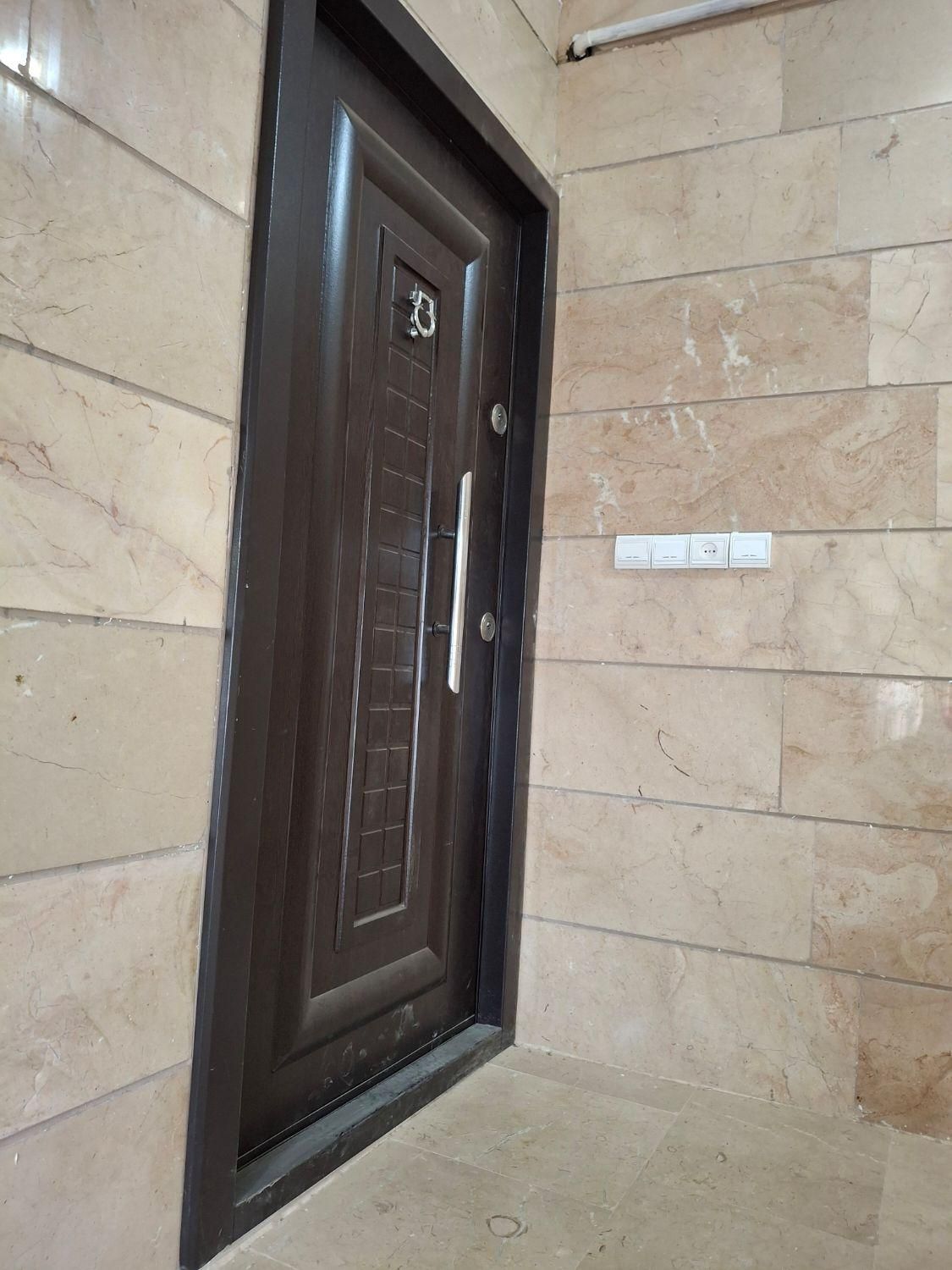 ویلایی دو طبقه مستقل کلید نخورده در تفرش|فروش خانه و ویلا|تفرش, |دیوار