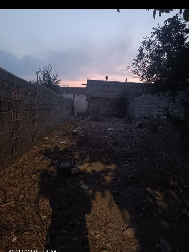 زمین ۲۲۰متر  در روستای احمد اباد  چهار دیواری.|فروش زمین و ملک کلنگی|مشگین شهر, |دیوار