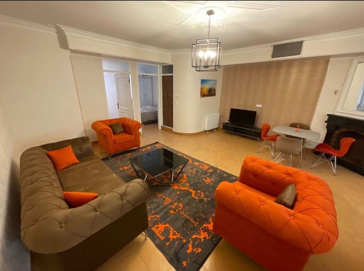 اجاره روزانه/هفتگی/ آپارتمان ۱۲۰ متری|اجارهٔ کوتاه‌مدت آپارتمان و سوئیت|سیرجان, |دیوار