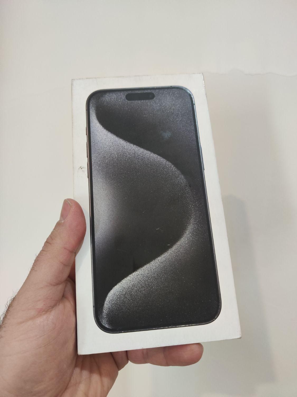 اپل iPhone 15 ProMax با حافظهٔ 256 گیگابایت|موبایل|تهران, صادقیه|دیوار