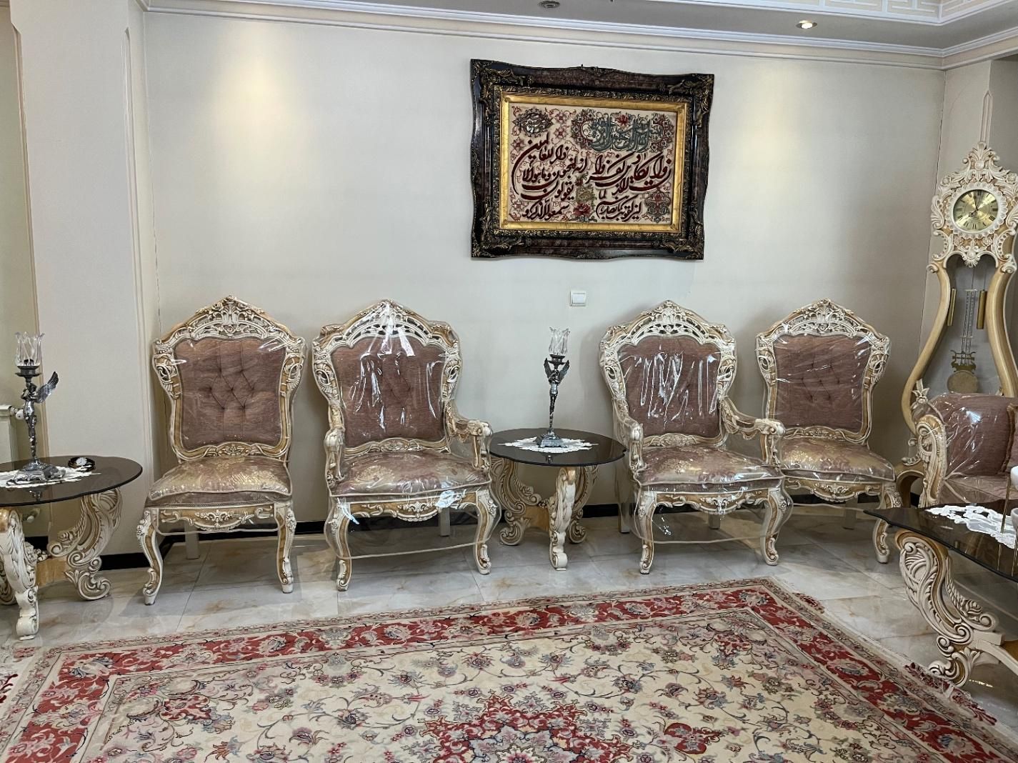 مبل مصری نه نفره و ناهار خوری و سرویس خواب و ساعت|مبلمان خانگی و میز عسلی|تهران, عارف|دیوار