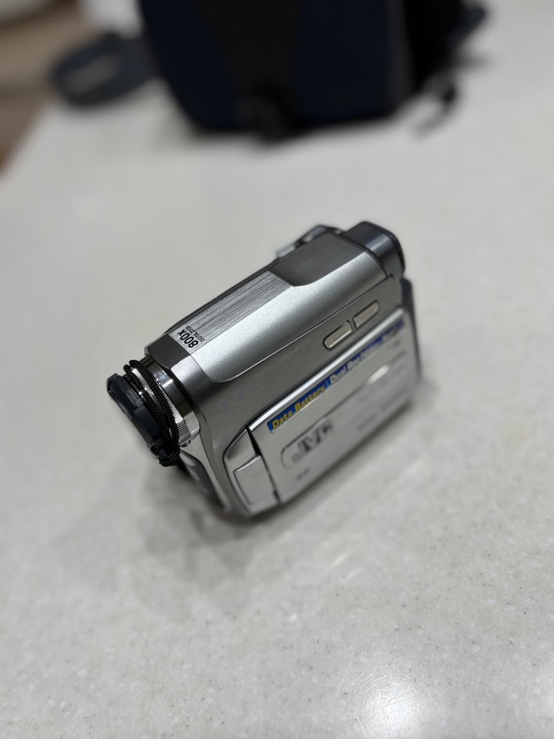 دوربین عکس و فیلمبرداری . هندیکم . دوربین ژاپنی|دوربین عکاسی و فیلمبرداری|شیراز, فرگاز|دیوار