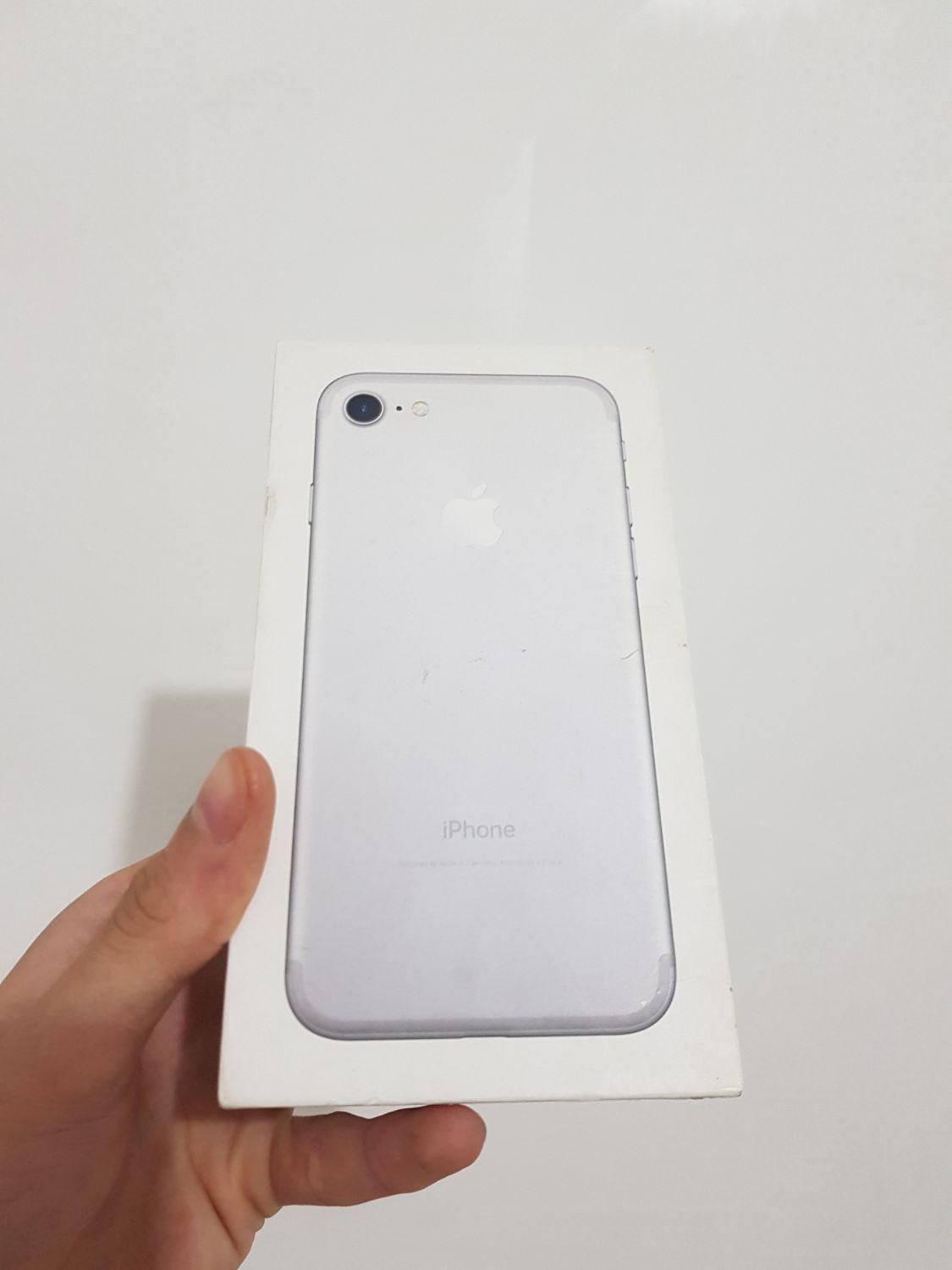 پاوربانک جعبه iphone جعبه ال جی Q6|لوازم جانبی موبایل و تبلت|رشت, پیرکلاچای|دیوار