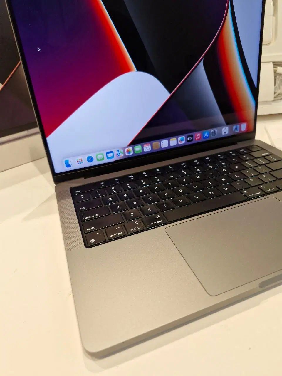 Macbook pro m1 pro 2021 (MKGP3LLA)|رایانه همراه|تهران, میدان ولیعصر|دیوار