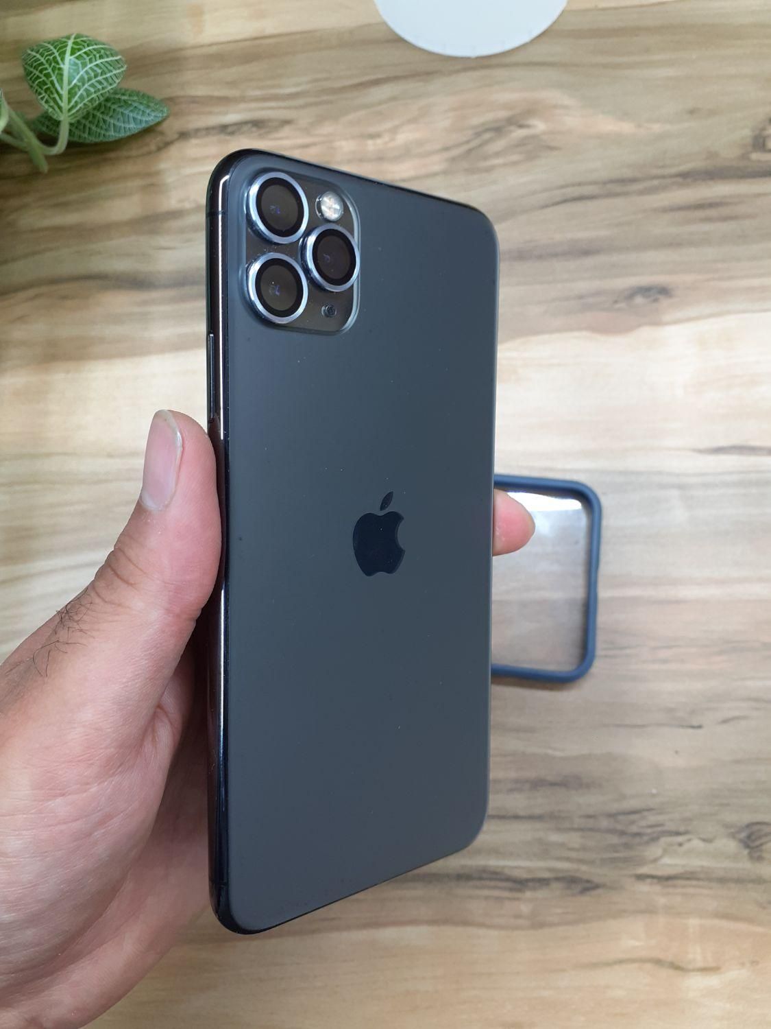 اپل iPhone 11 Pro Max با حافظهٔ ۲۵۶ گیگابایت|موبایل|کرج, عظیمیه|دیوار