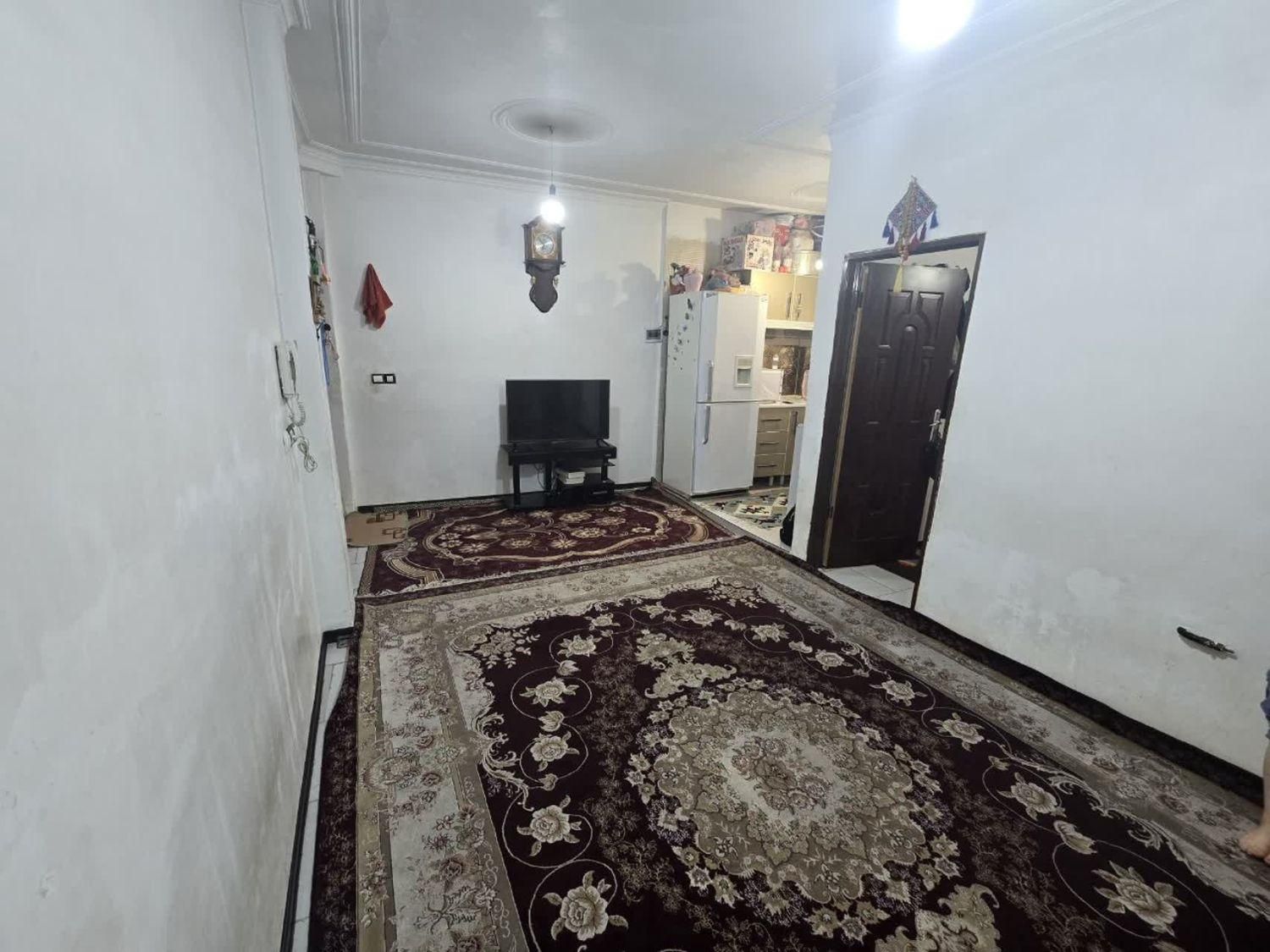 خ کندی/37متر/پارکینگ/ط اول/تکواحدی|اجارهٔ آپارتمان|تهران, چهارصد دستگاه|دیوار