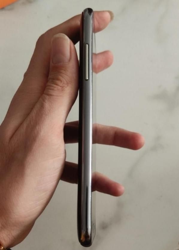 سامسونگ Galaxy J5 با حافظهٔ ۱۶ گیگ بدون تعمیر4G|موبایل|مشهد, موعود|دیوار