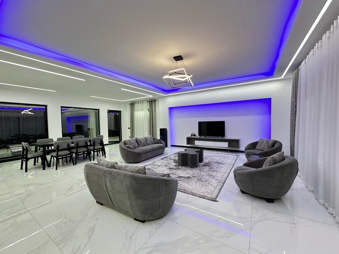 ویلا استخر دار ۳ خواب مدرن متل قو|اجارهٔ کوتاه‌مدت ویلا و باغ|سلمان‌شهر, |دیوار