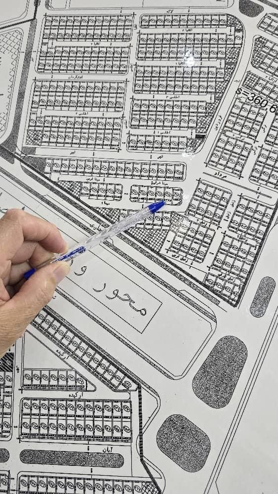 زمین دوکله ۲۱۰متری دربهارستان دادگستری کوه نور|فروش زمین و ملک کلنگی|اصفهان, بهارستان|دیوار
