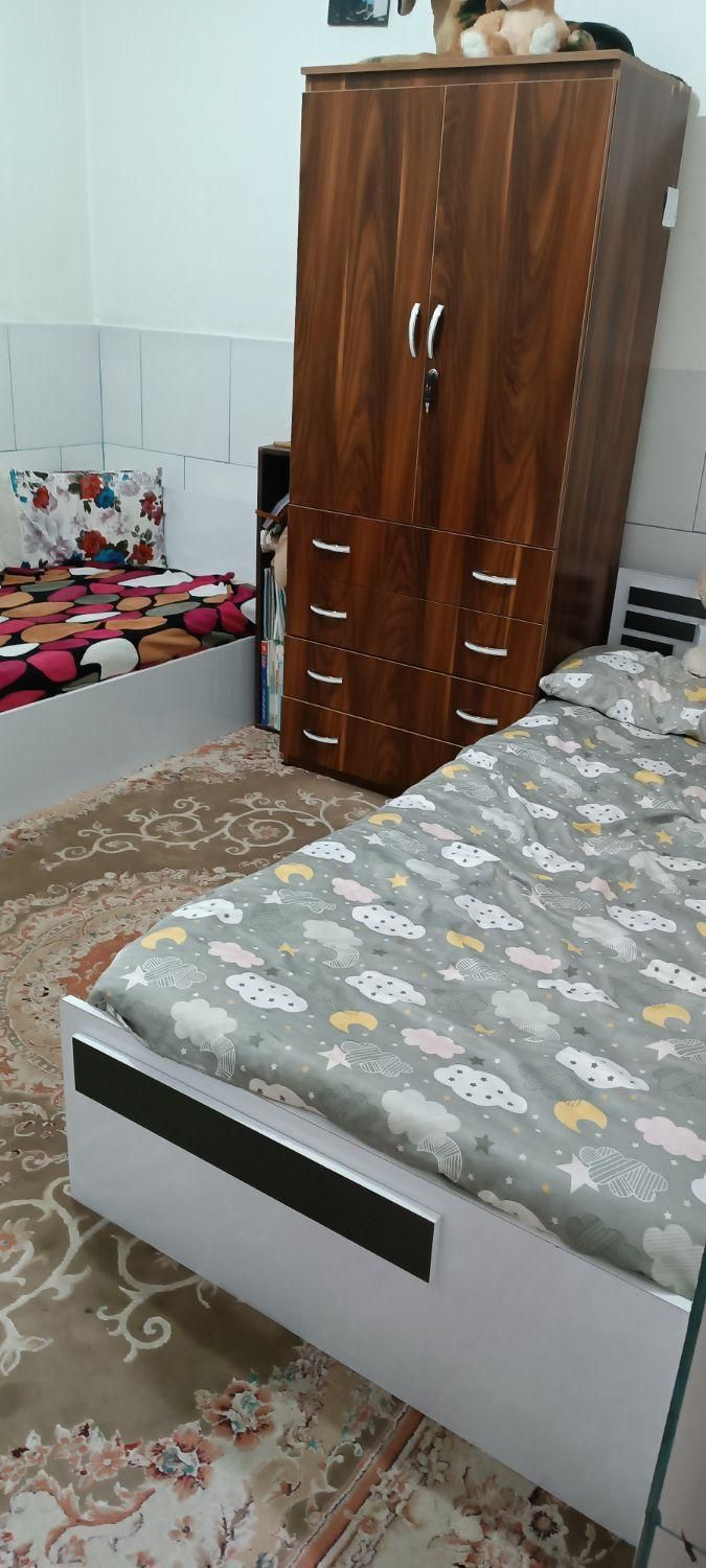 فروش خانه ویلایی ۱۰۰ متری ۲ خوابه در خانه کارگر|فروش خانه و ویلا|شاهین‌شهر, خانه کارگر|دیوار