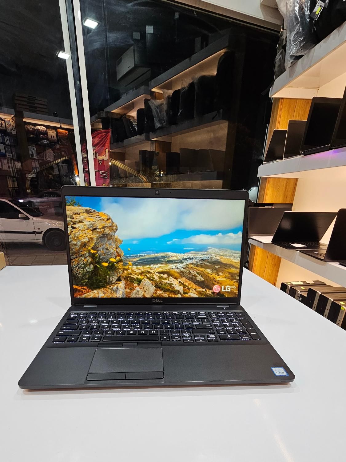 لپتاپ Dell 5500 پردازنده i7 نسل 8 رم 8 حافظه 256|رایانه همراه|بوشهر, |دیوار