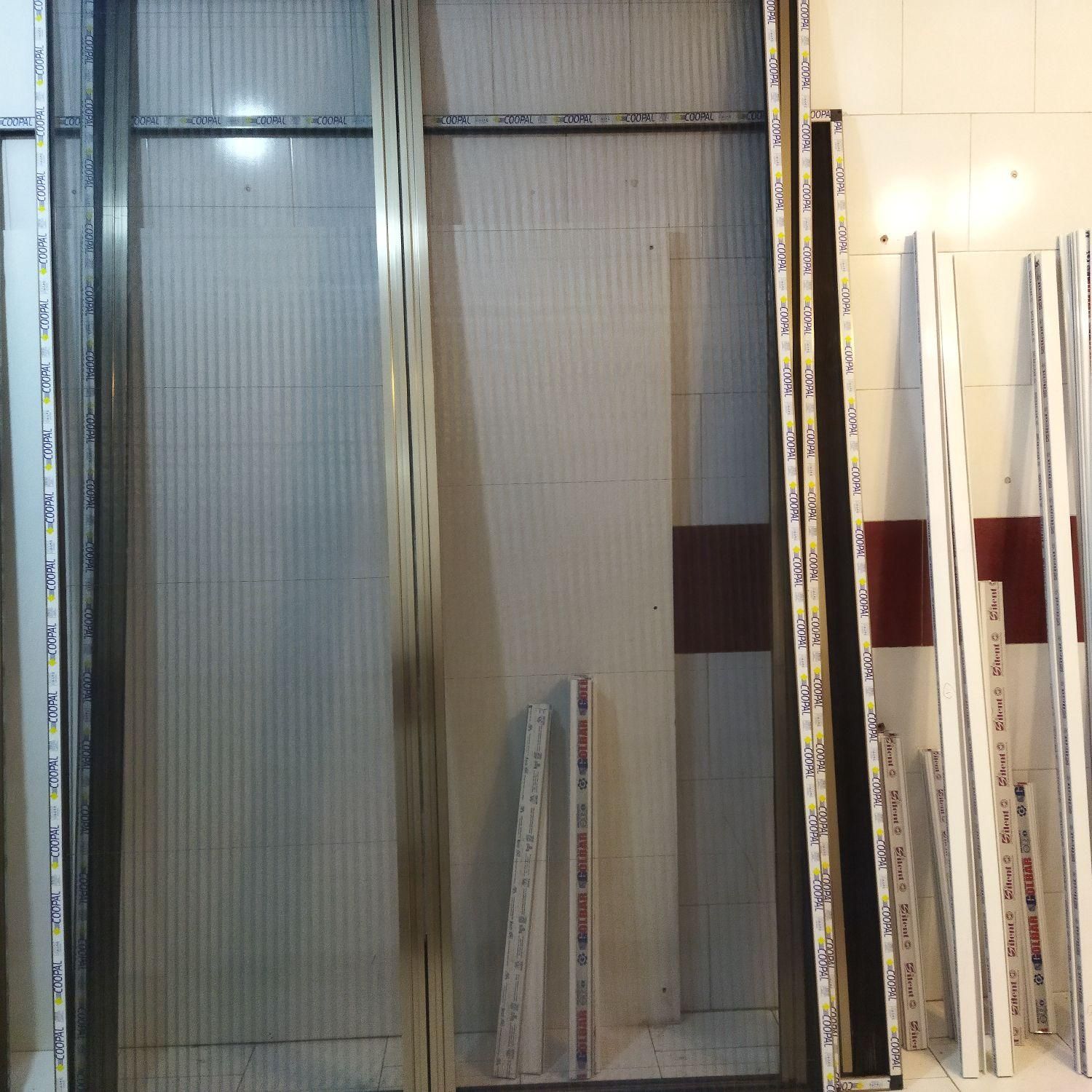 درب و پنچره و توری (تعمیر درب های قدیمی)|خدمات پیشه و مهارت|اصفهان, هفتون|دیوار