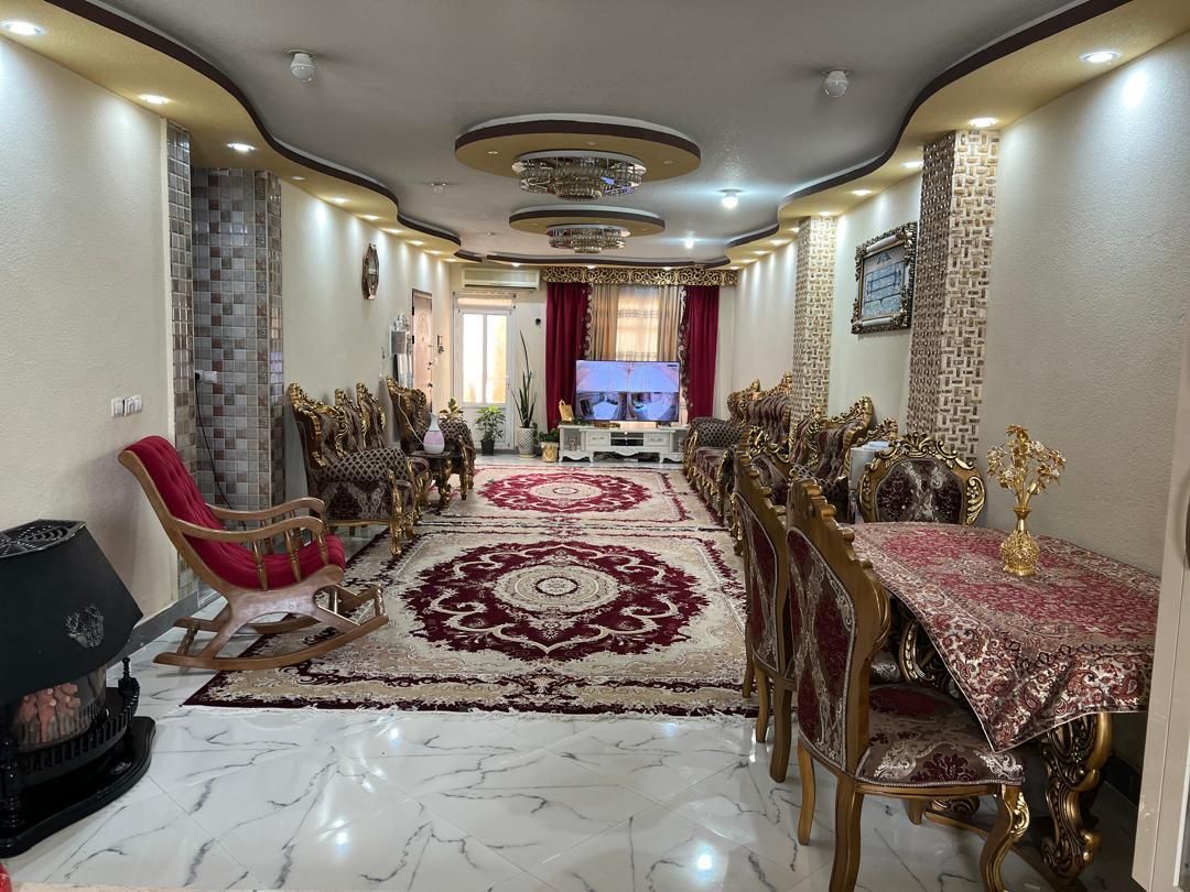 فروش منزل ویلایی سه طبقه یا معاوضه با ملک در شیراز|فروش خانه و ویلا|بندر گناوه, |دیوار