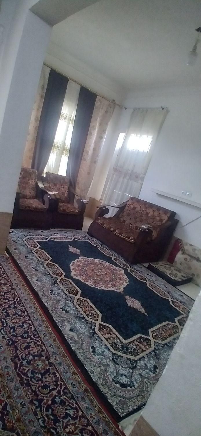 خانه مسافر (مبله)تمیز در مرکز شهر روزانه و هفتگی|اجارهٔ کوتاه‌مدت آپارتمان و سوئیت|شیراز, بازار|دیوار