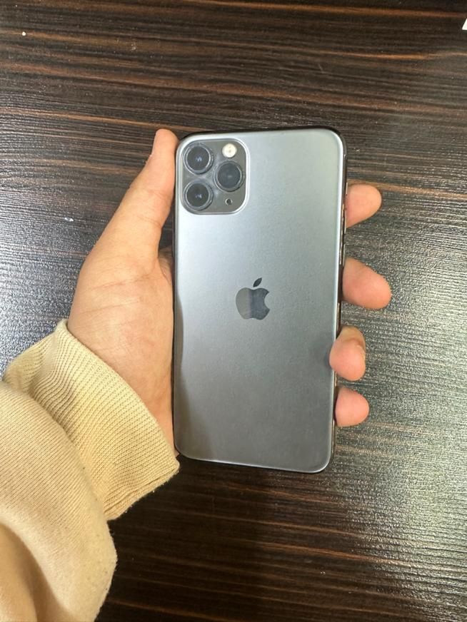 iPhone 11pro 256g LLA|موبایل|شیراز, زند|دیوار