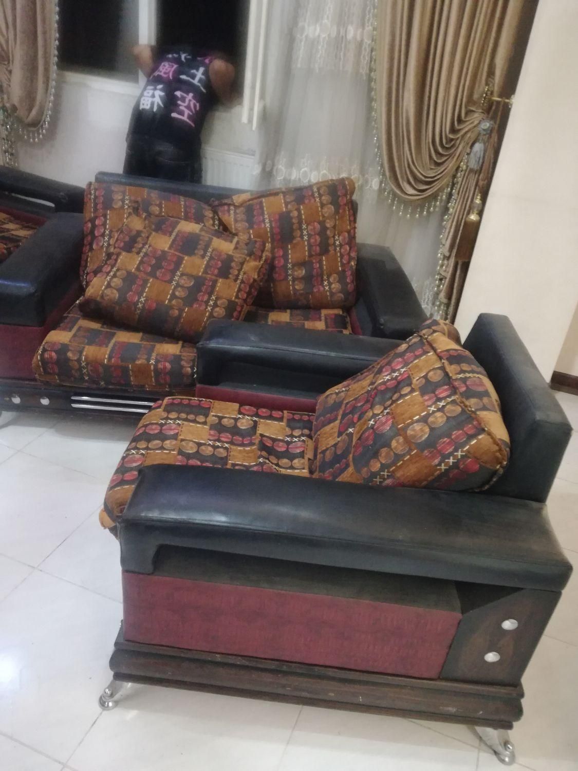 مبل هفت نفره چوب روس|مبلمان خانگی و میز عسلی|اصفهان, شهرستان|دیوار