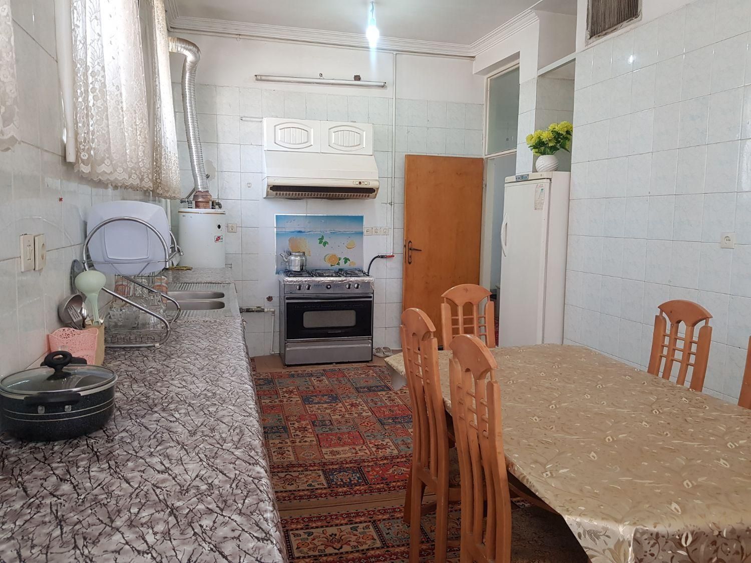 منزل اجارایی|اجارهٔ کوتاهمدت آپارتمان و سوئیت|یزد, |دیوار