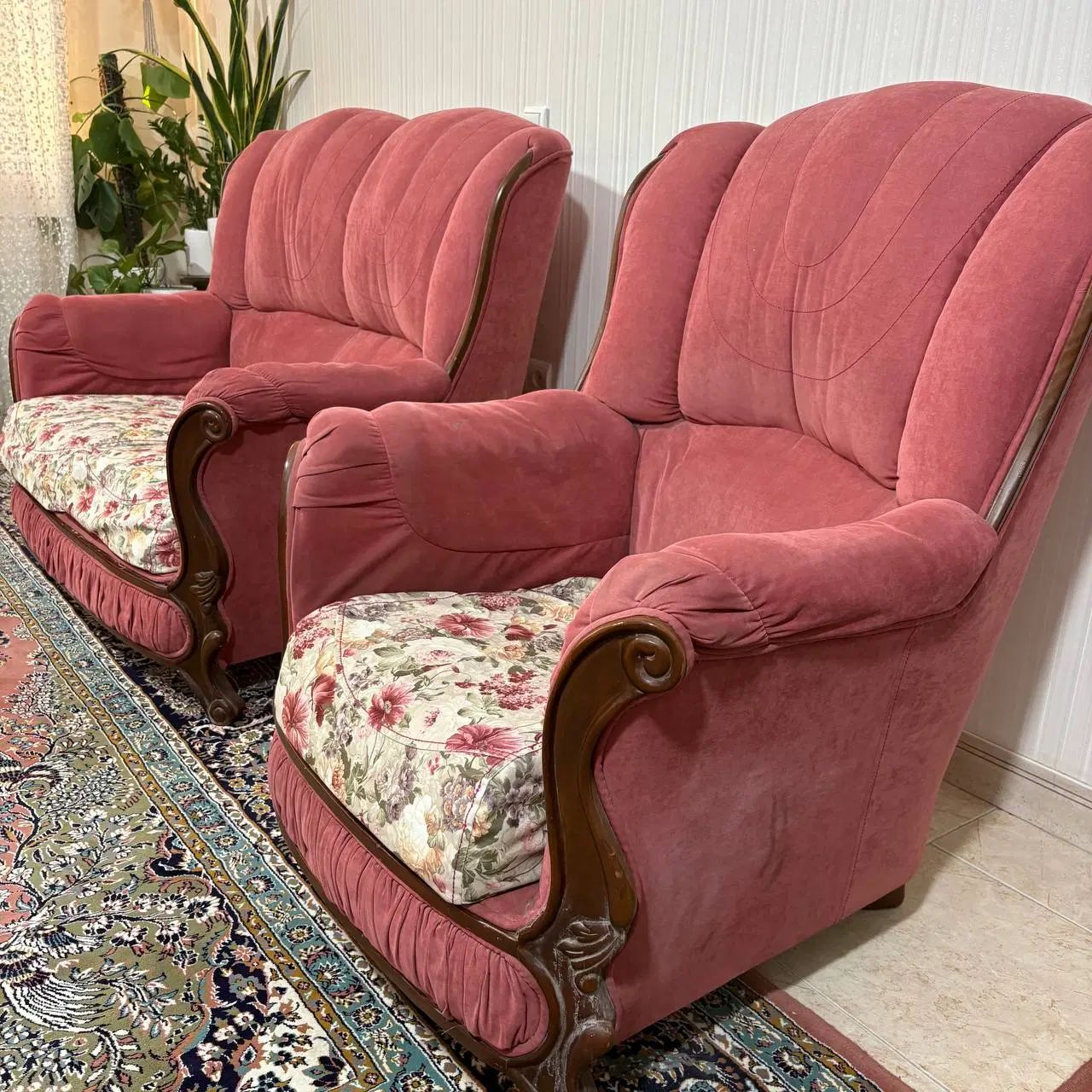 مبل راحتی ۹نفره از پارچه ترک  چوب تراشکاری و محکم|مبلمان خانگی و میز عسلی|اندیشه, اندیشه فاز ۳|دیوار