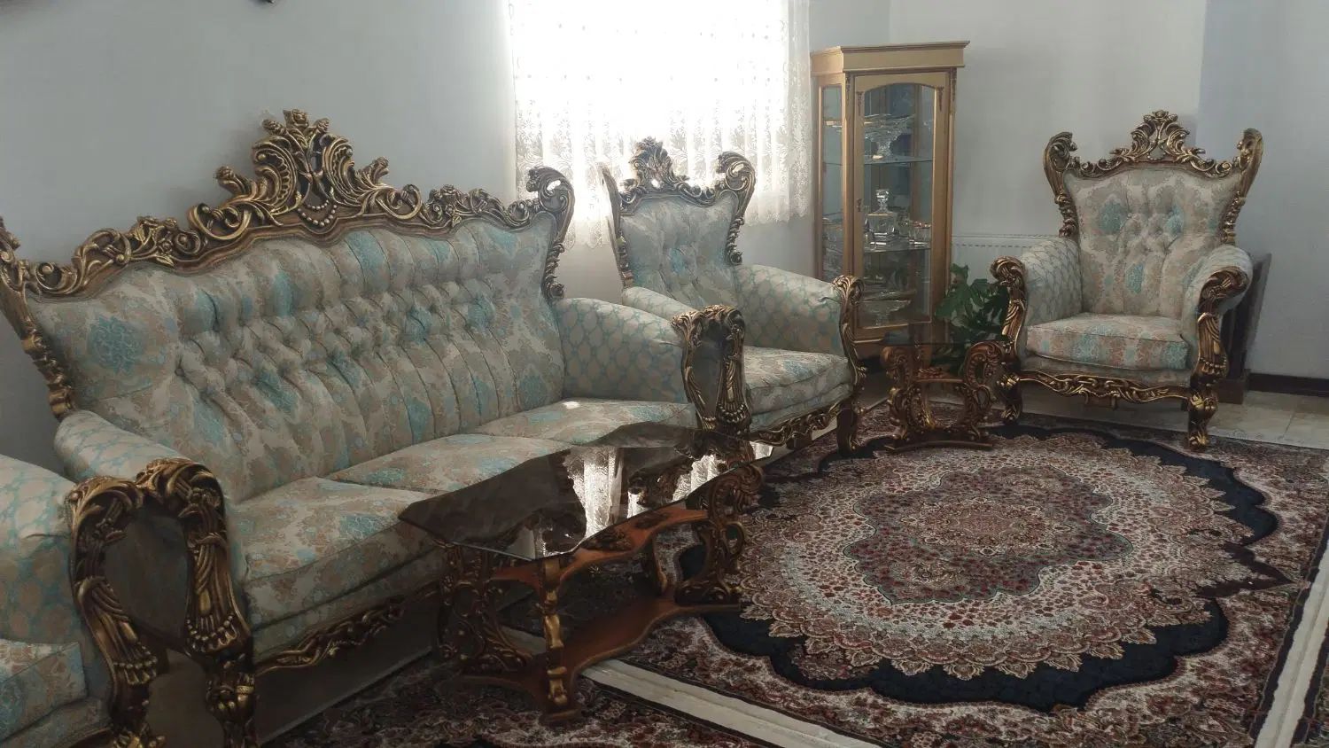 مبل۹نفره بامیز وعسلی.همراه میزغذاخوری ۴نفره.درحدنو|مبلمان خانگی و میز عسلی|پیشوا, |دیوار