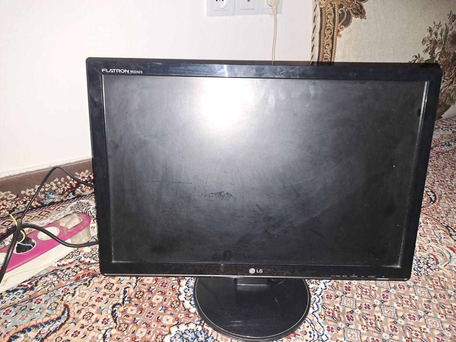 مانیتور۲۲ اینچ LG|قطعات و لوازم جانبی رایانه|تهران, خاوران|دیوار