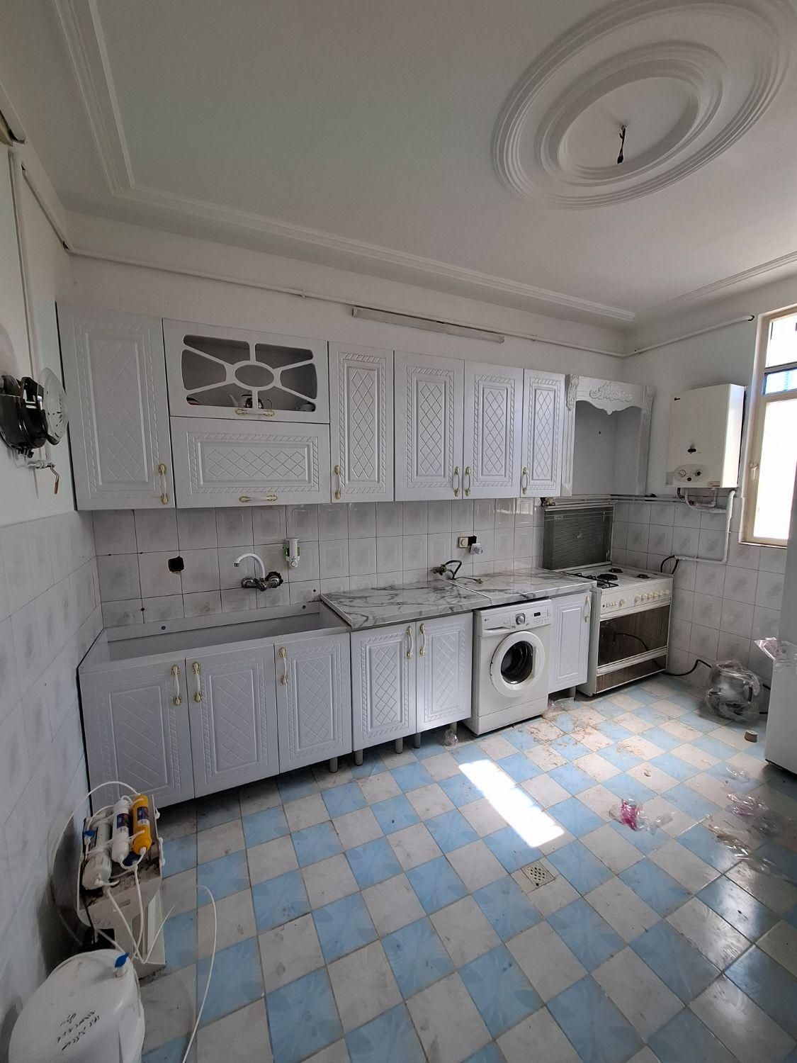 کابینت آماده بدنه فلزی در چوبی ۶ متری کامل|مصالح و تجهیزات ساختمان|ساوه, |دیوار