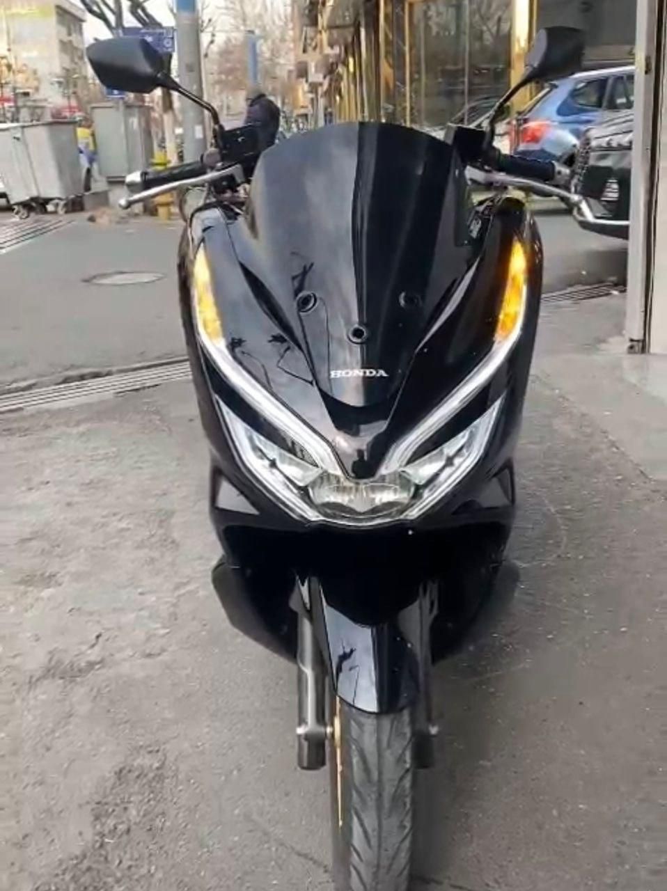 هوندا Pcx 150|موتورسیکلت|تهران, جمهوری|دیوار