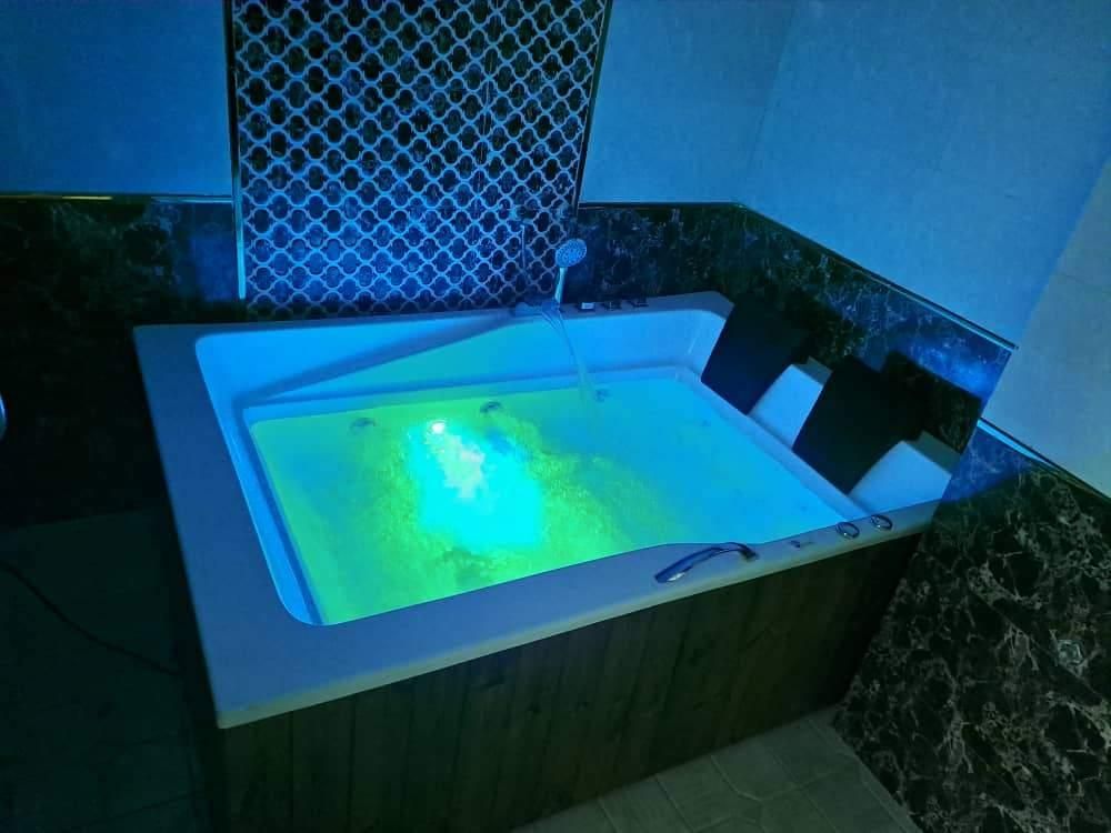 وان جکوزی دو نفره 1199|لوازم حمام|پردیس, شهرک صنعتی خرمدشت فاز ۷|دیوار