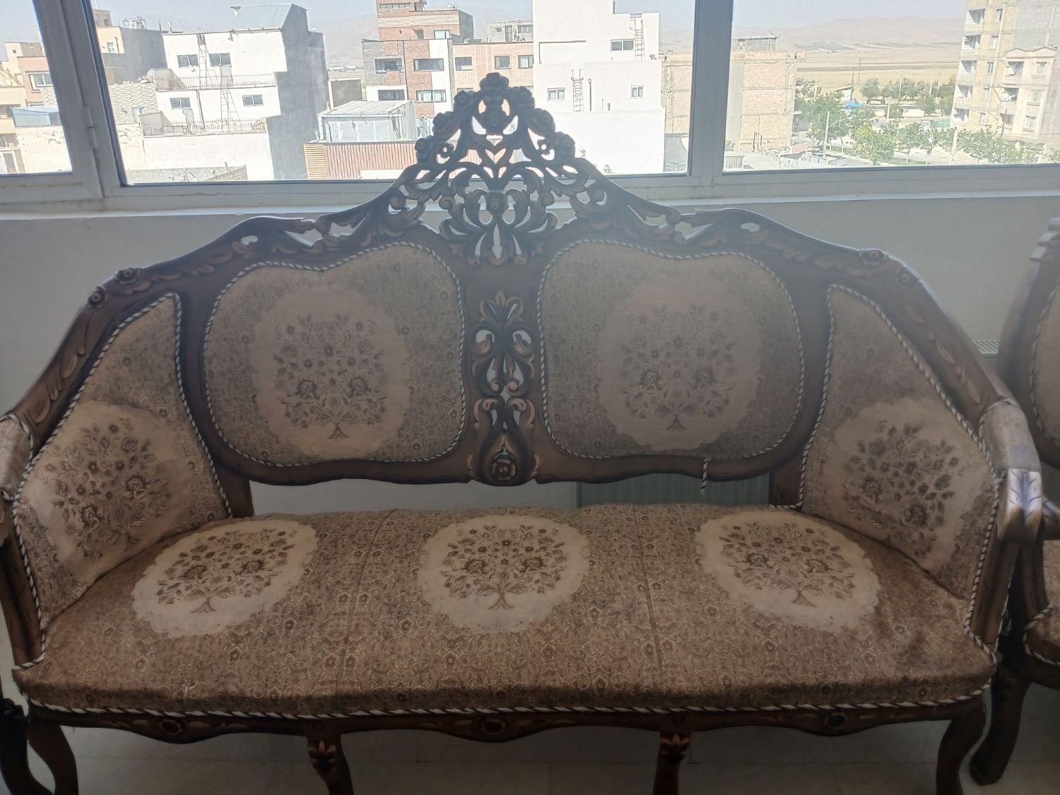 مبلمان شیک وزیبا|مبلمان خانگی و میز عسلی|شهرکرد, |دیوار