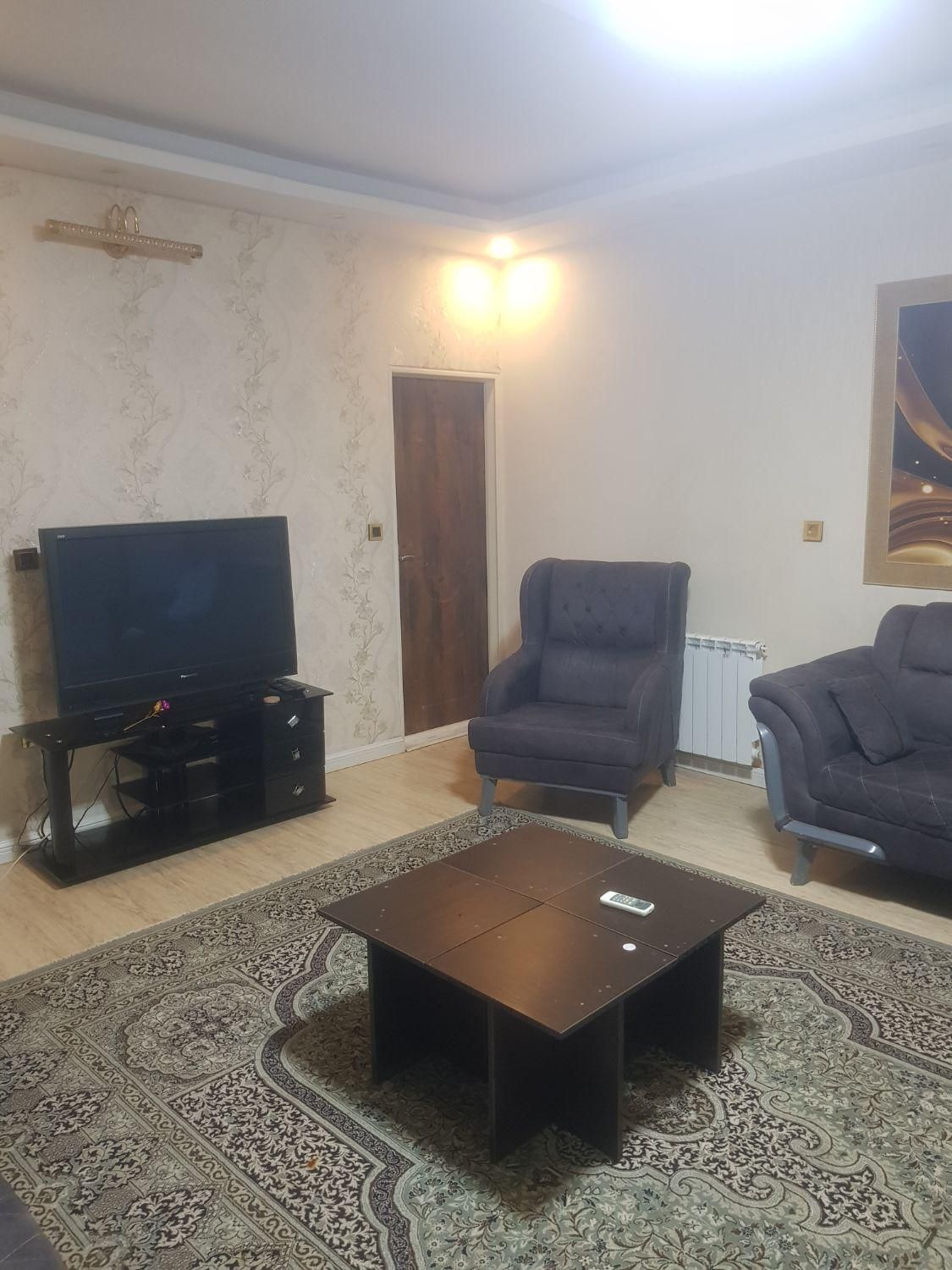 واحد ۸۰ متری با اسپیلت |اجارهٔ کوتاه‌مدت آپارتمان و سوئیت|تهران, تهرانپارس غربی|دیوار