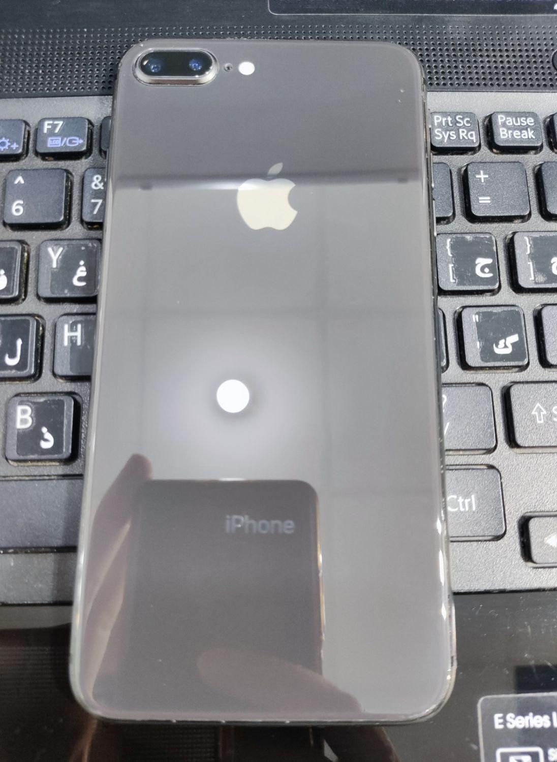 IPhone 8 plus 64|موبایل|گناباد, |دیوار
