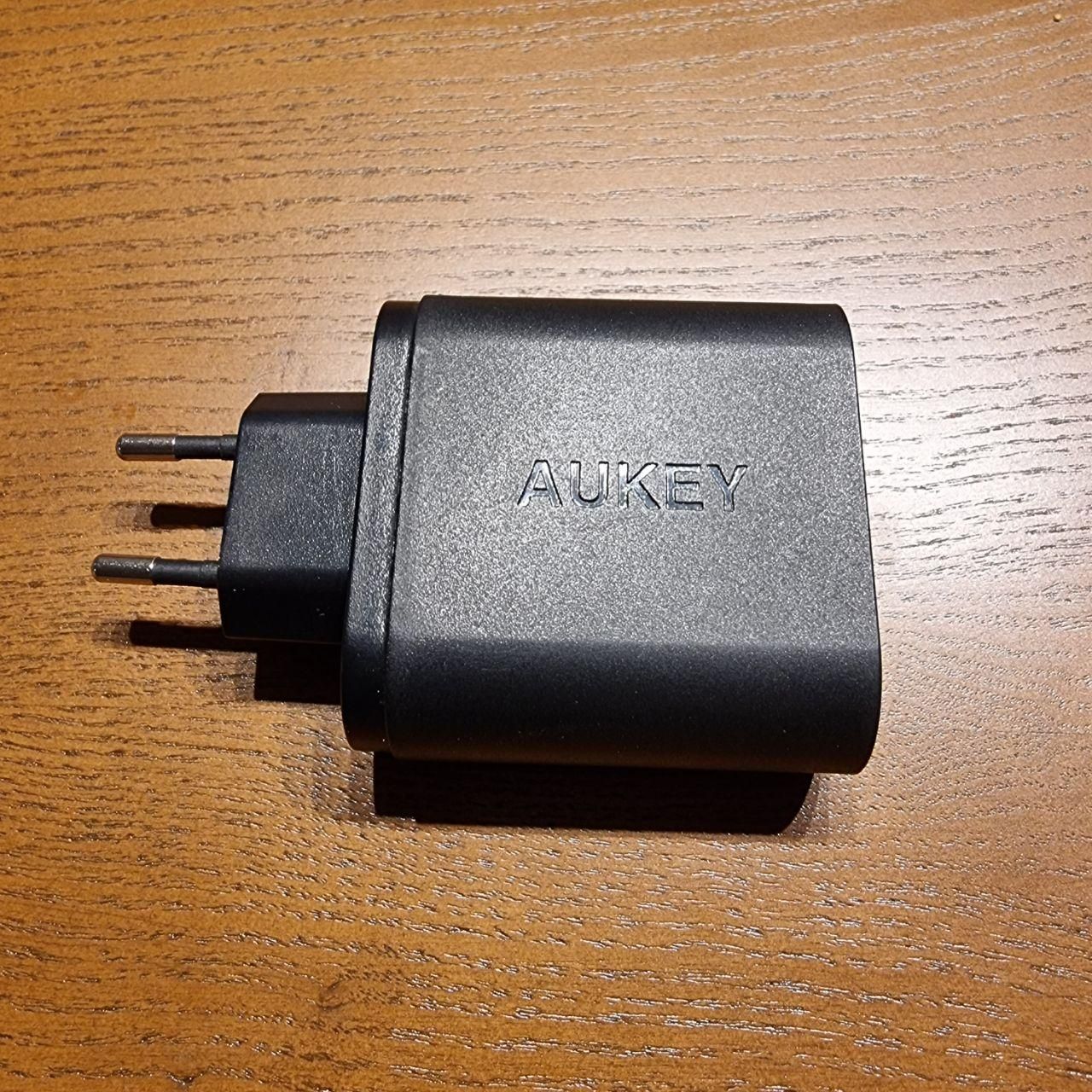 فست شارژ هوشمند 2پورته مناسب برای آیفون و اندروید|لوازم جانبی موبایل و تبلت|رشت, شالکو|دیوار