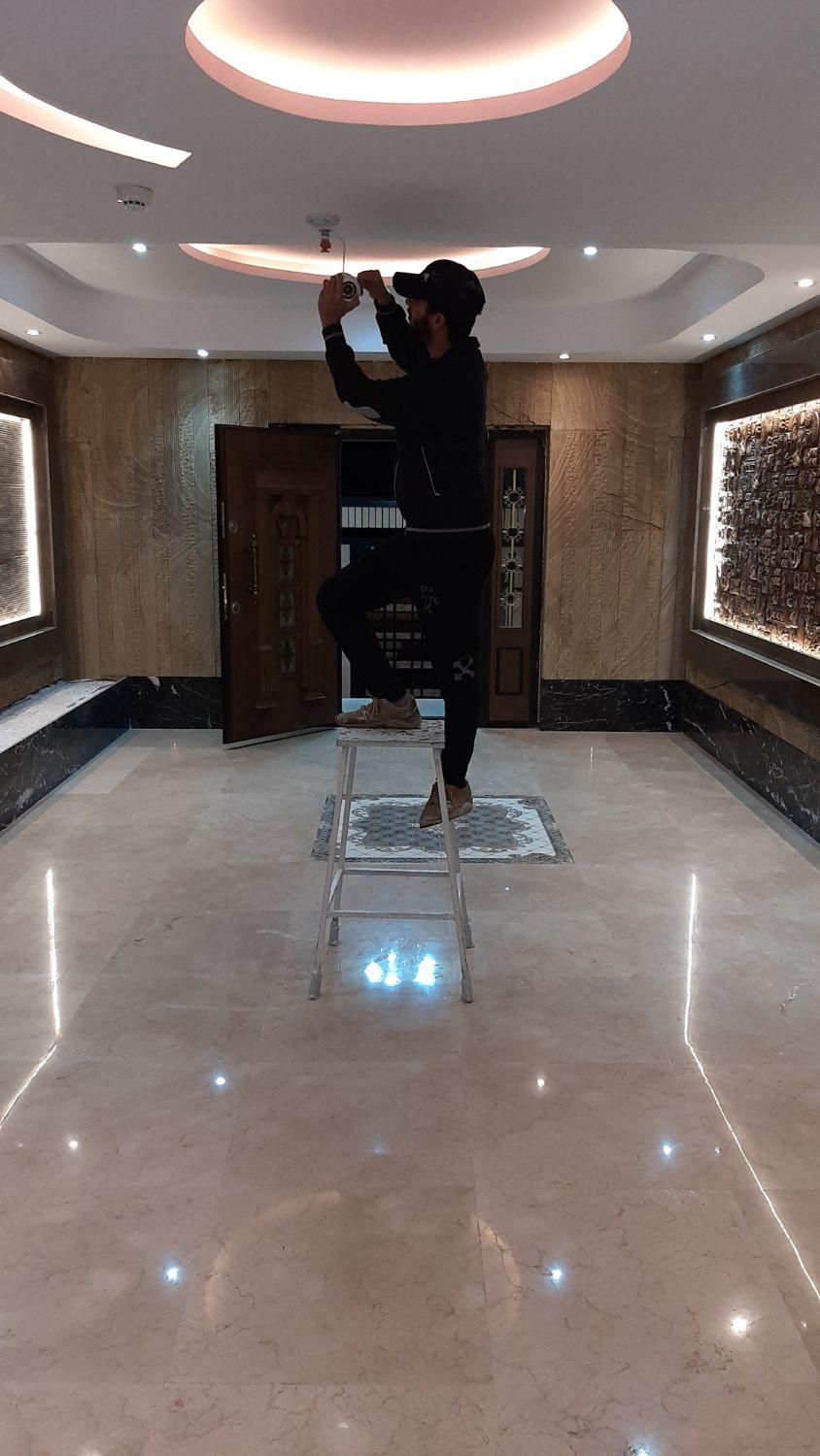 نصاب دوربین و دزدگیر نصب|خدمات پیشه و مهارت|کرج, مصباح|دیوار