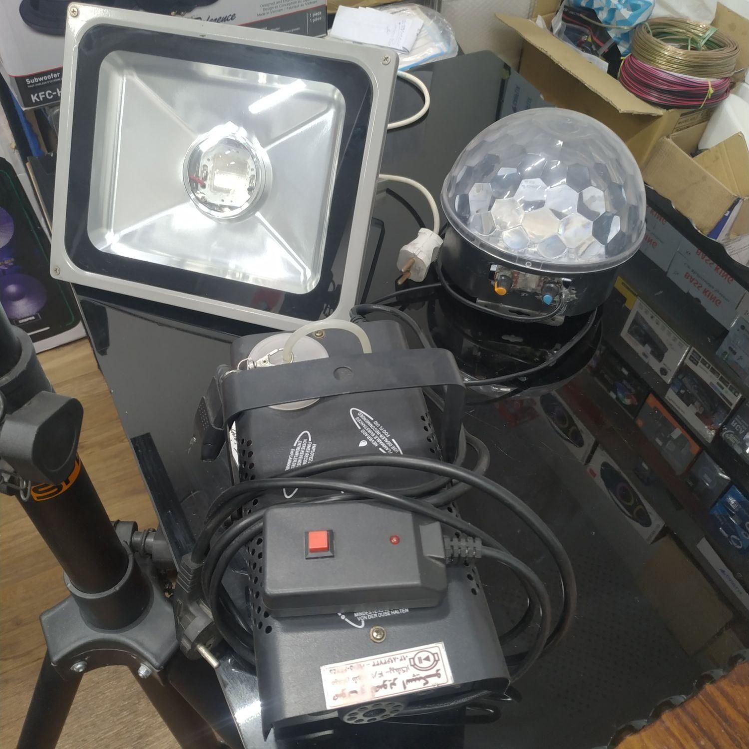 اجاره کرایه باند اسپیکر رقص نور فلشر لیزر بخار|خدمات پذیرایی، مراسم|بیرجند, |دیوار