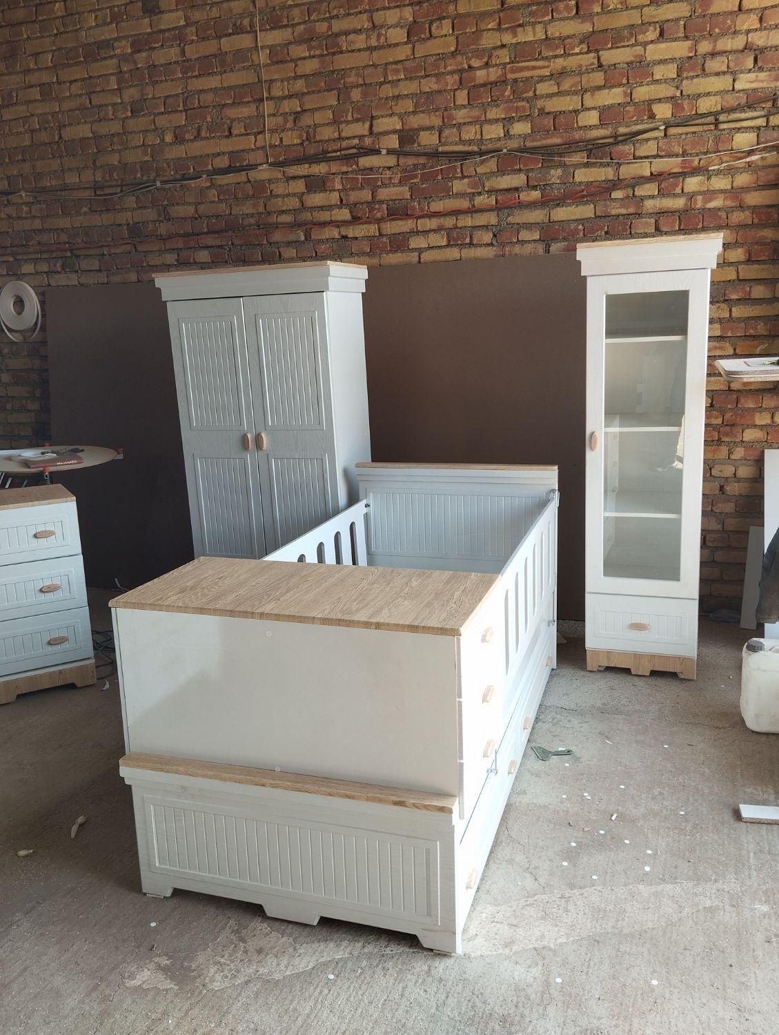 سیسمونی نوزاد نوجوان پینولیو|تخت و سرویس خواب|ارومیه, |دیوار