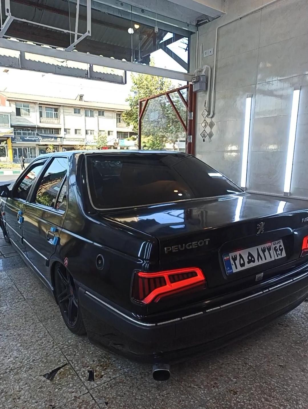 نصب تخصصی شیشه دودی و کاور سقف با ضمانت تعویض|خدمات موتور و ماشین|رشت, شهریاران|دیوار