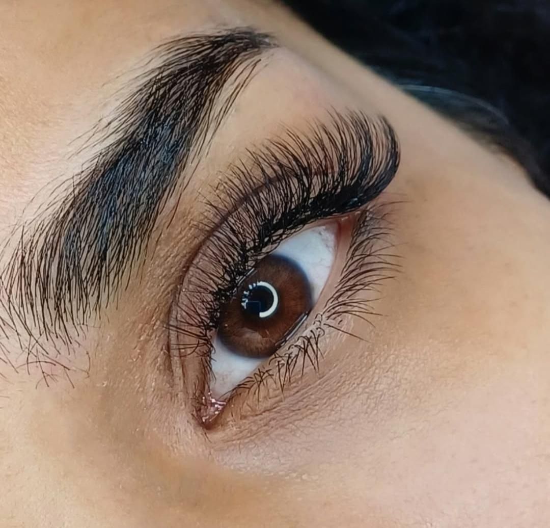 اکستنشن مژه/لیفت ولمینت ابرو ومژه(تخفیف ویژه ۲۵۰ت)|خدمات آرایشگری و زیبایی|مشهد, رضاشهر|دیوار