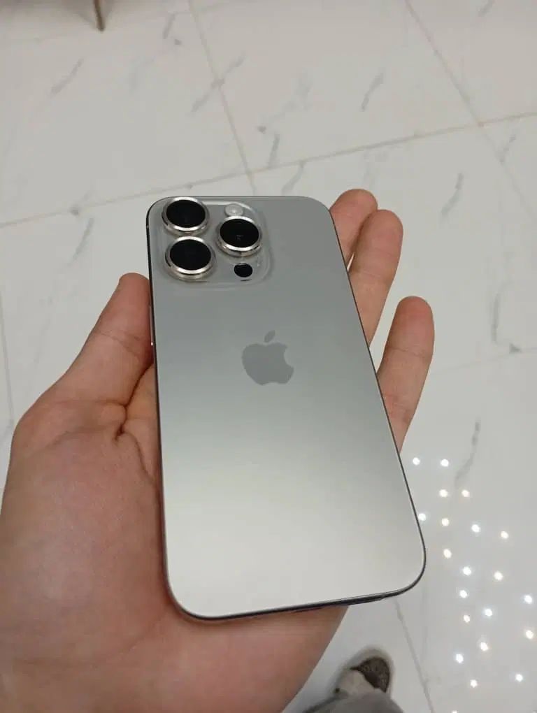 Iphone 15 pro تمیز|موبایل|اصفهان, پرتمان|دیوار