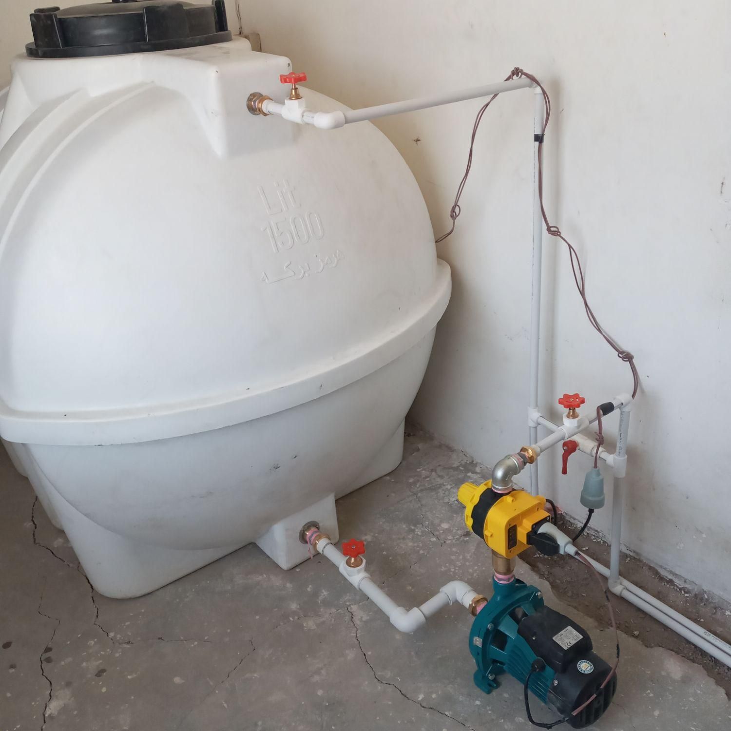 نصب پمپ ومنبع لوله‌ کشی آب فاضلاب جوشکاری خرده کار|خدمات پیشه و مهارت|کرمان, |دیوار