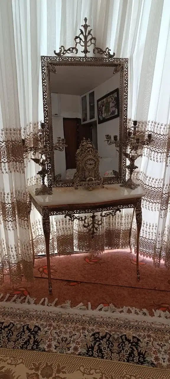 اینه وشمعدان برنزی|صنایع دستی و سایر لوازم تزئینی|اصفهان, شهرک مهدیه|دیوار