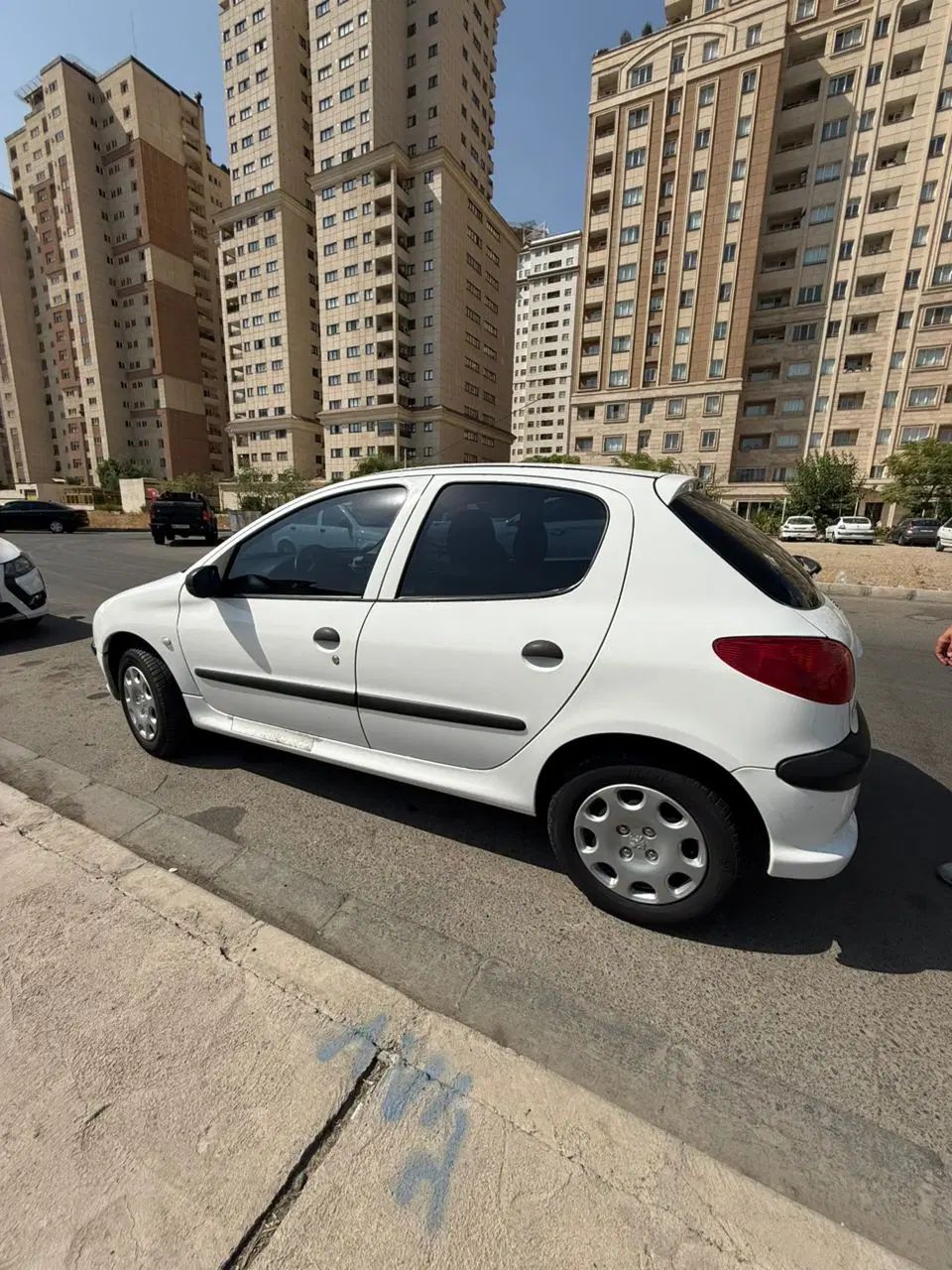 پژو ۲۰۶/تیپ۲/مدل۹۸|خودرو سواری و وانت|تهران, خانی آباد نو جنوبی|دیوار