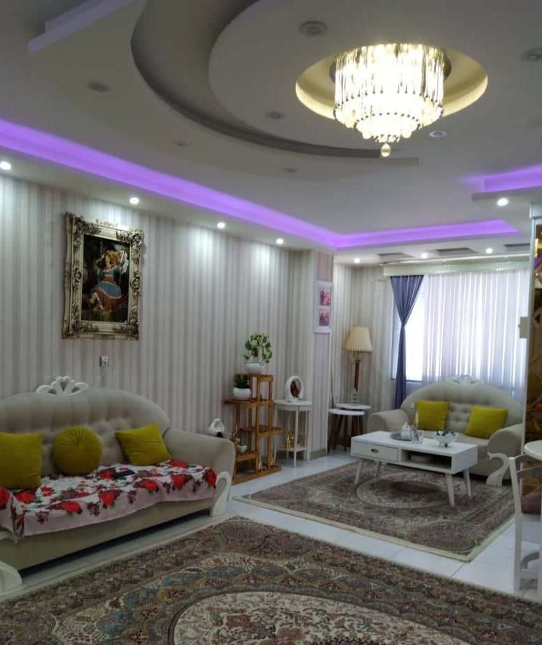 ۷۰ متری / ۲ خوابه / آذربایجان/ حیاط در اختیار|فروش آپارتمان|تهران, آذربایجان|دیوار