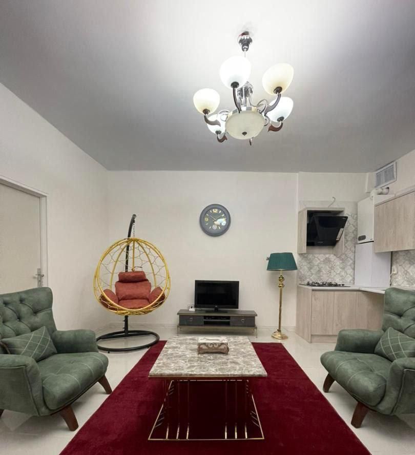 آپارتمان تک خواب با وسایل برنددر فتاحی (پلیس)|اجارهٔ کوتاهمدت آپارتمان و سوئیت|تهران, کاج|دیوار