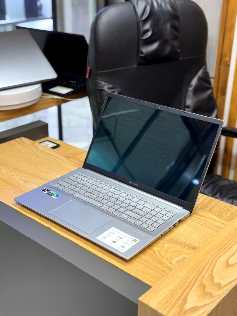 لپتاپ بی نظیر ایسوس با صفحه نمایش oled/ اقساط|رایانه همراه|تبریز, |دیوار