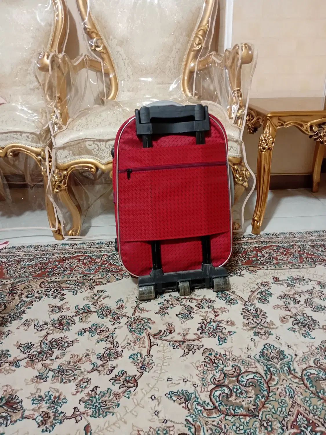 دو عدد چمدان بزرگ و متوسط قرمز|کیف، کفش، کمربند|تهران, زمزم|دیوار