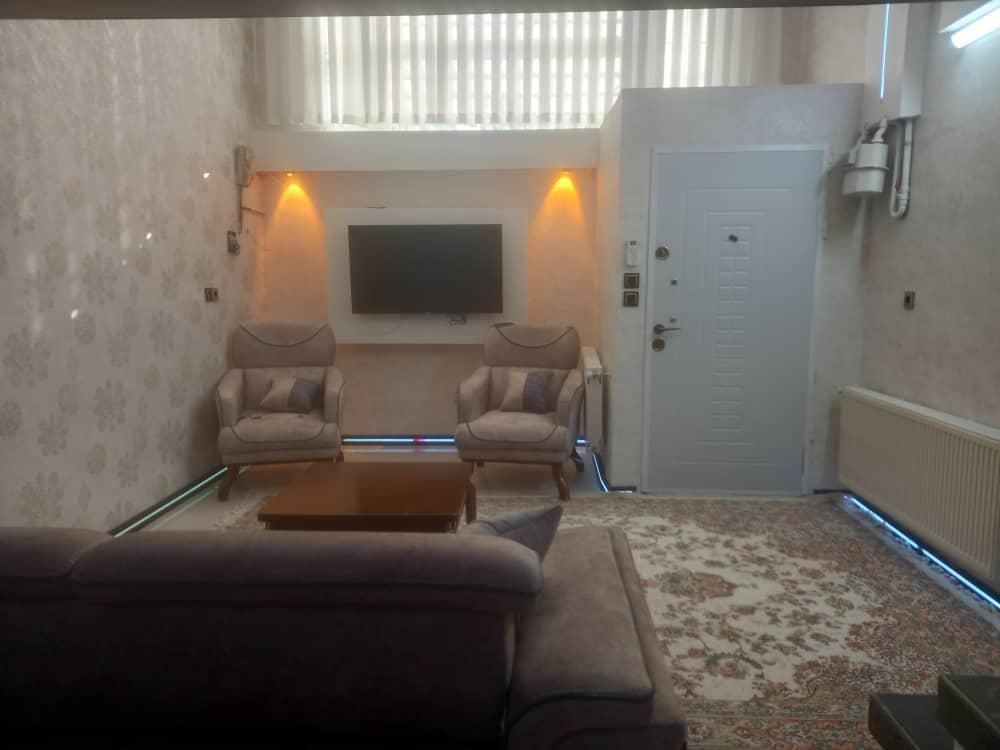 اجاره روزانه آپارتمان ۱۰۰ متری در خیام|اجارهٔ کوتاه‌مدت آپارتمان و سوئیت|نیشابور, خیام|دیوار