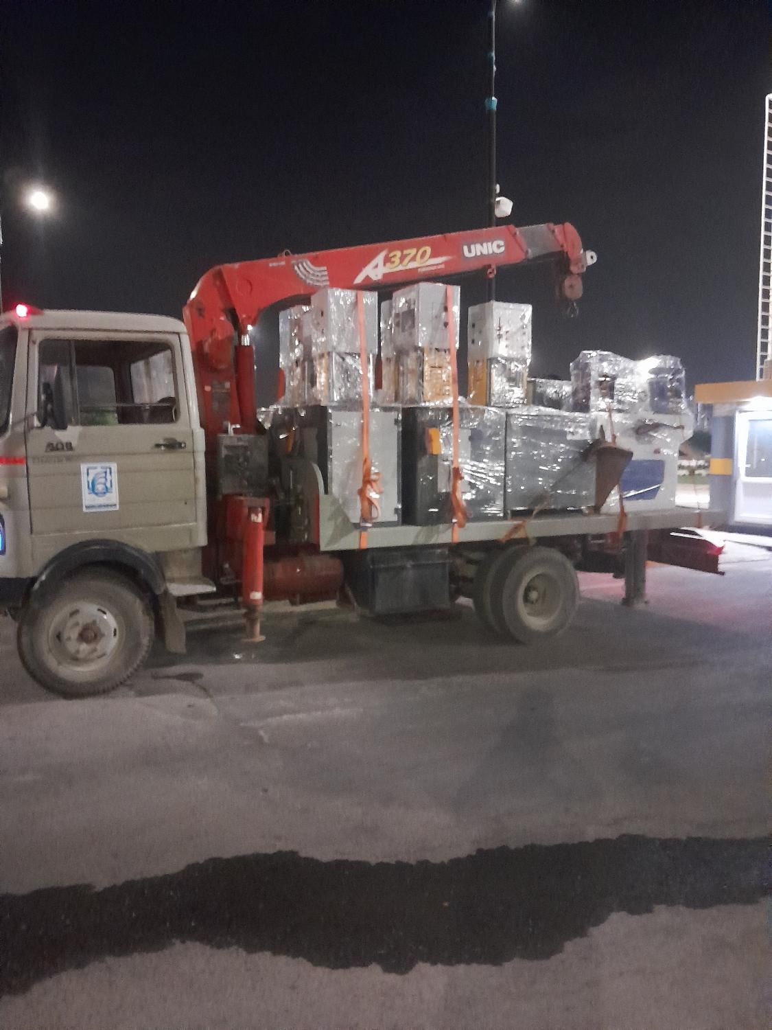 جرثقیل نیسان نیسانی خاور|خدمات حمل و نقل|اصفهان, خانه اصفهان|دیوار