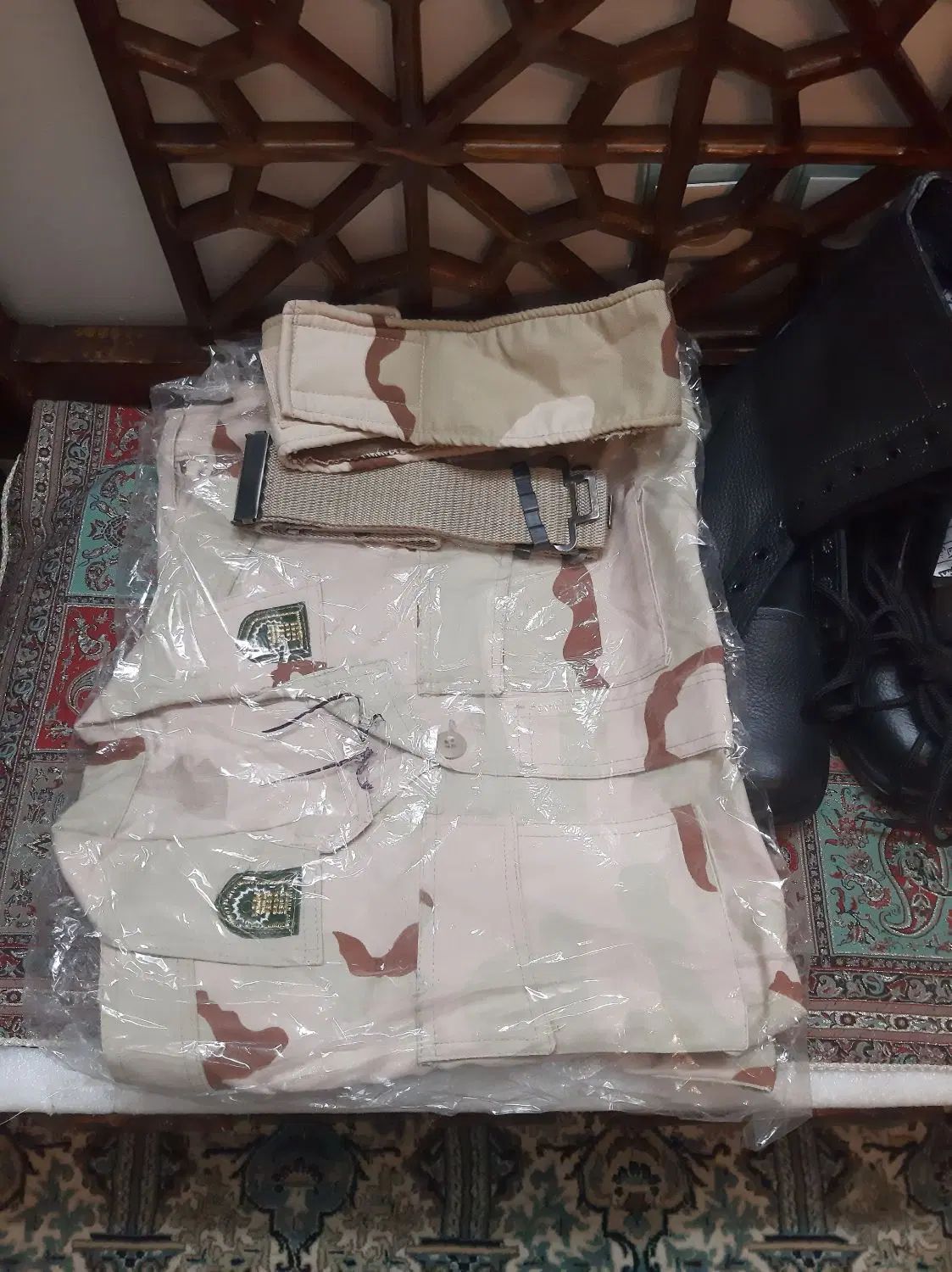 پوتین‌سربازی نو ولباس کامل خدمت نوسایز۴۲|کیف، کفش، کمربند|مشهد, هفده شهریور|دیوار