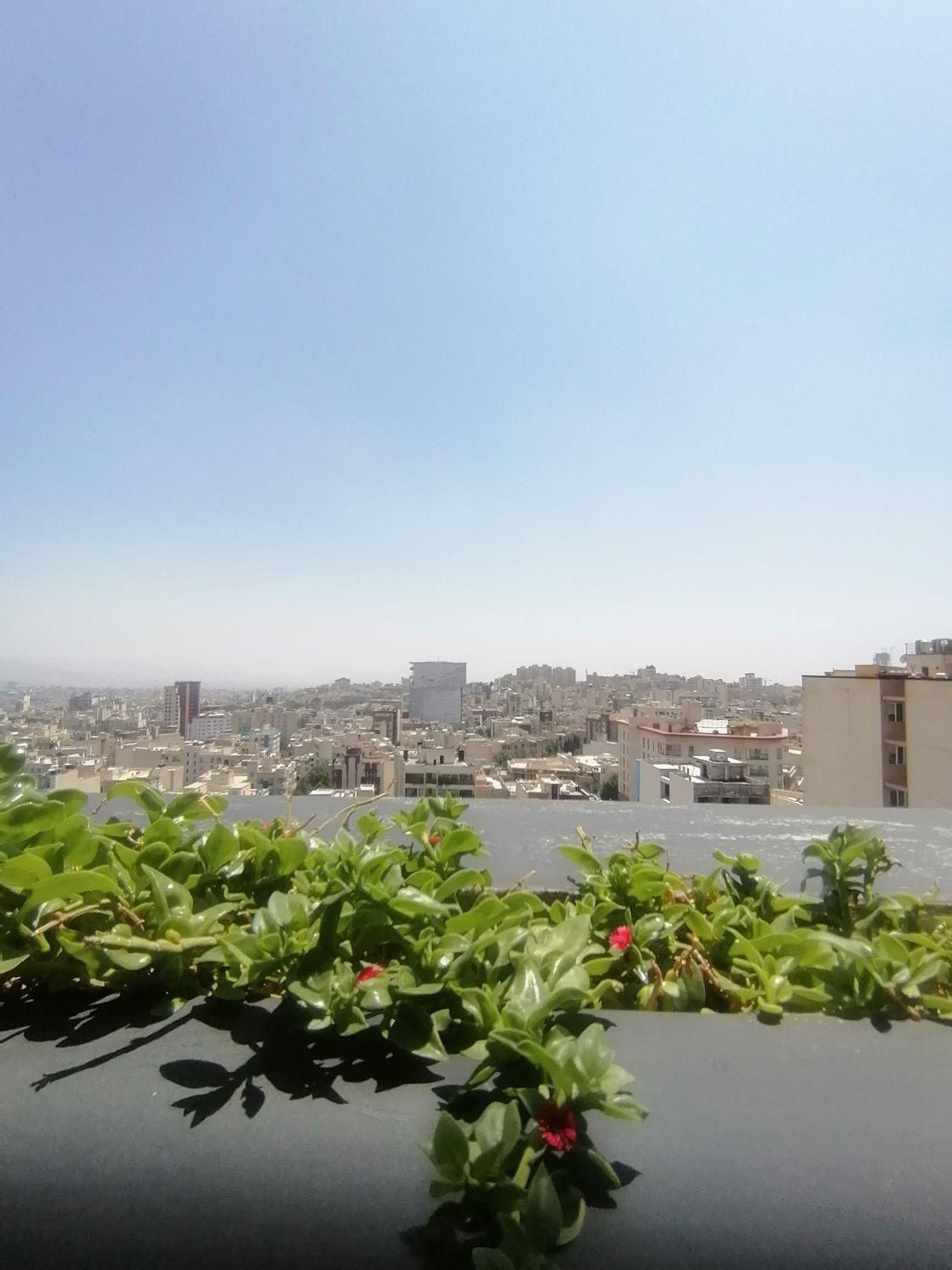 بر رسالت ۳۰۰ متر فلت(سند تجاری)ویترین اتوبان|اجارهٔ مغازه و غرفه|تهران, کرمان|دیوار
