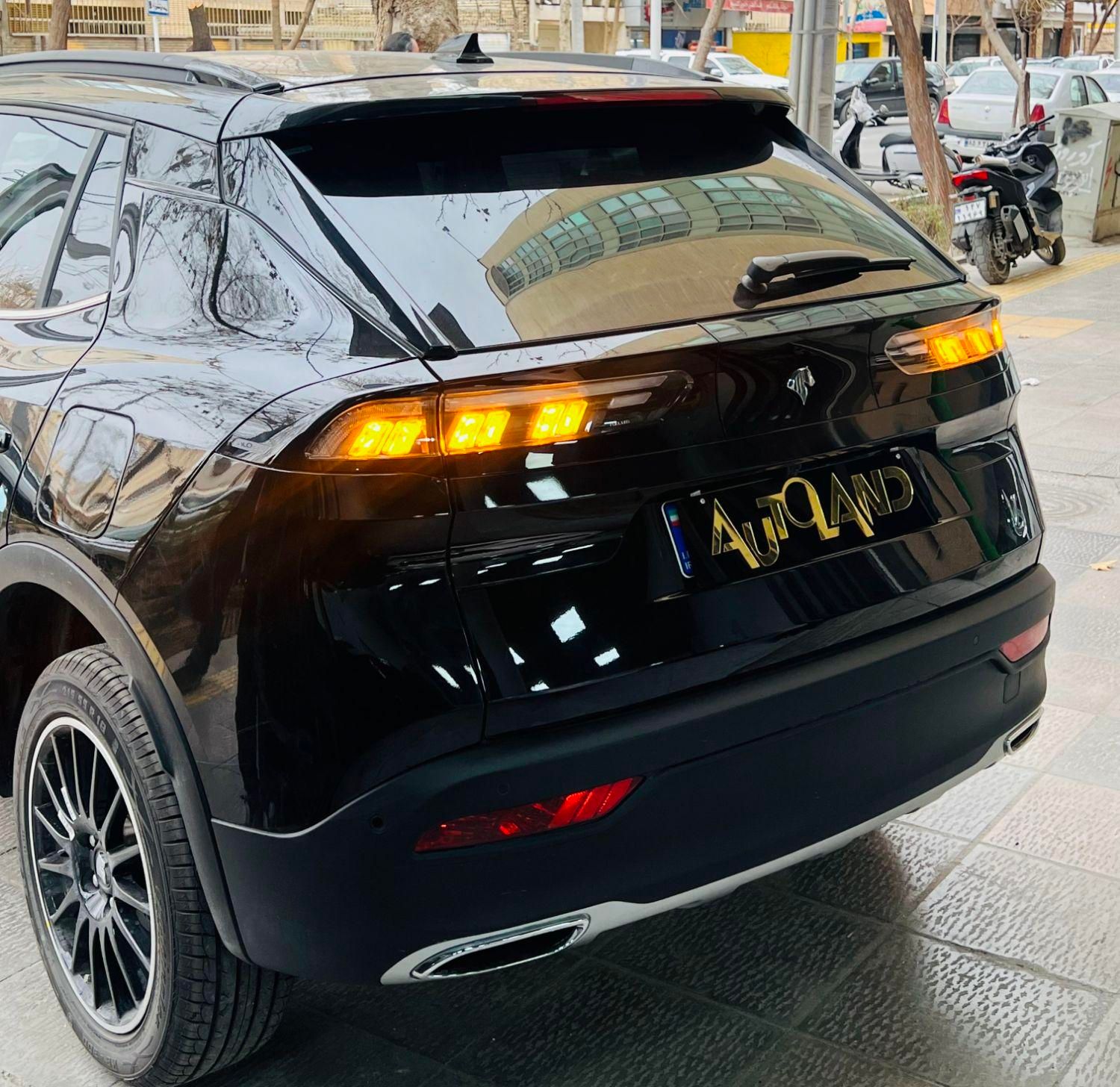 ایران خودرو ری را مشکی صفر AutoLand|خودرو سواری و وانت|اصفهان, جلفا|دیوار