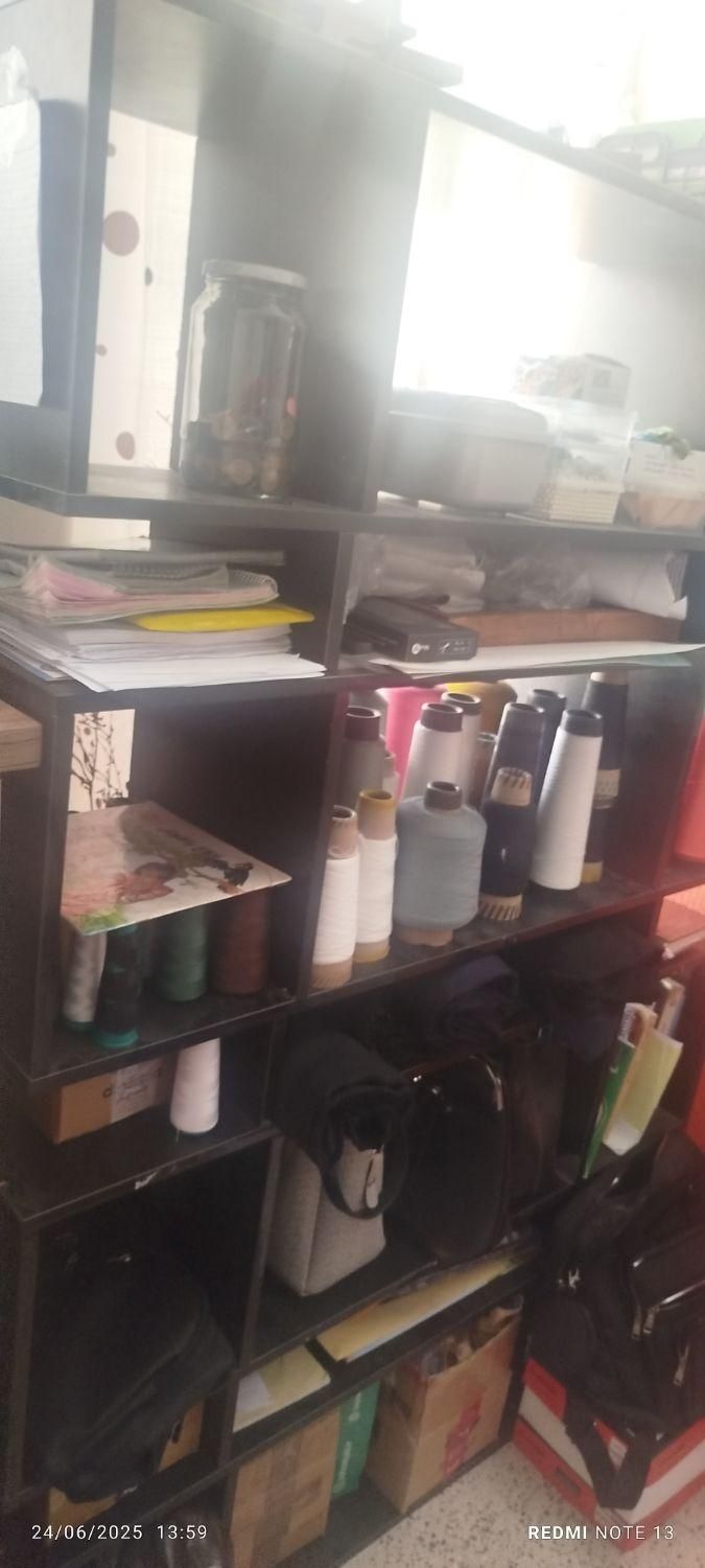 کتابخانه|کتابخانه، شلف، قفسه‌های دیواری|خرم‌آباد, |دیوار